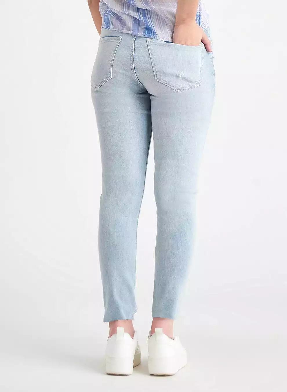 Black Tape Light Blue Wash Crop Skinny Jean - 1925014 T