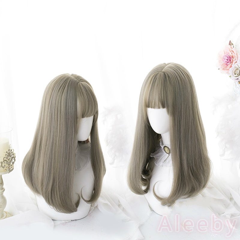 LOLITA GRAY SHORT STRAIGHT NATURAL WIG BY07179