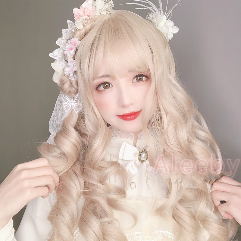 LOLITA ''MIDSUMMER'' CREAM BLONDE LONG CURLY WIG BY02222