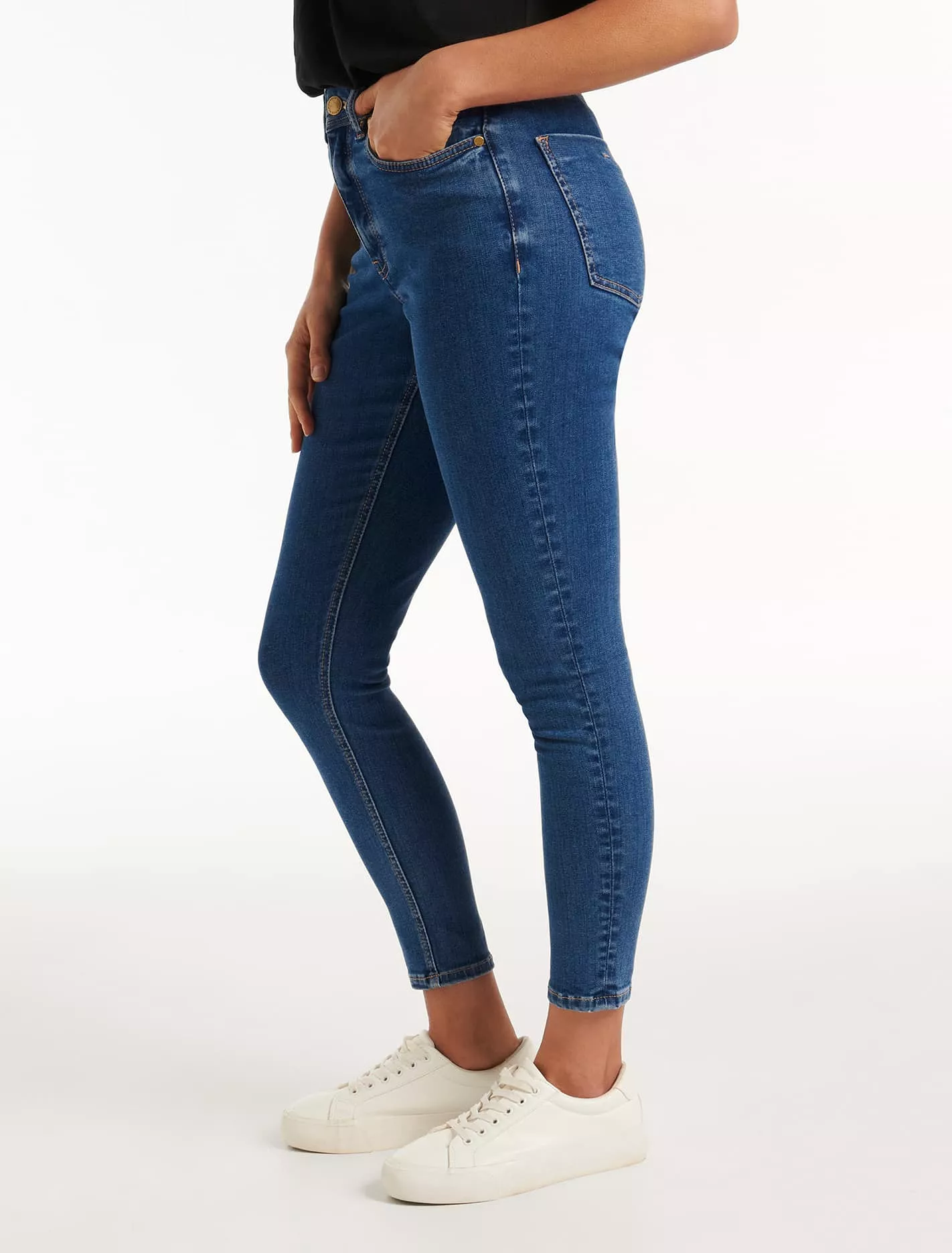 Nala Mid-Rise Skinny Jeans