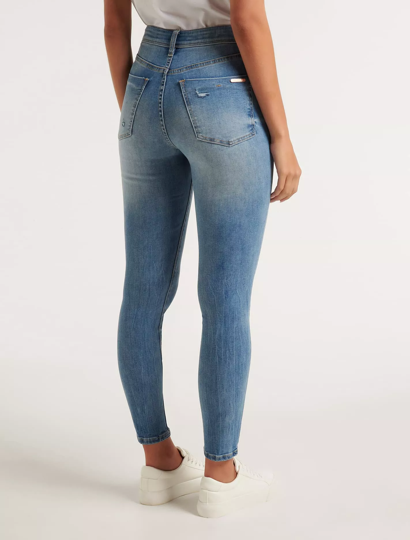 Nala Mid-Rise Skinny Jeans