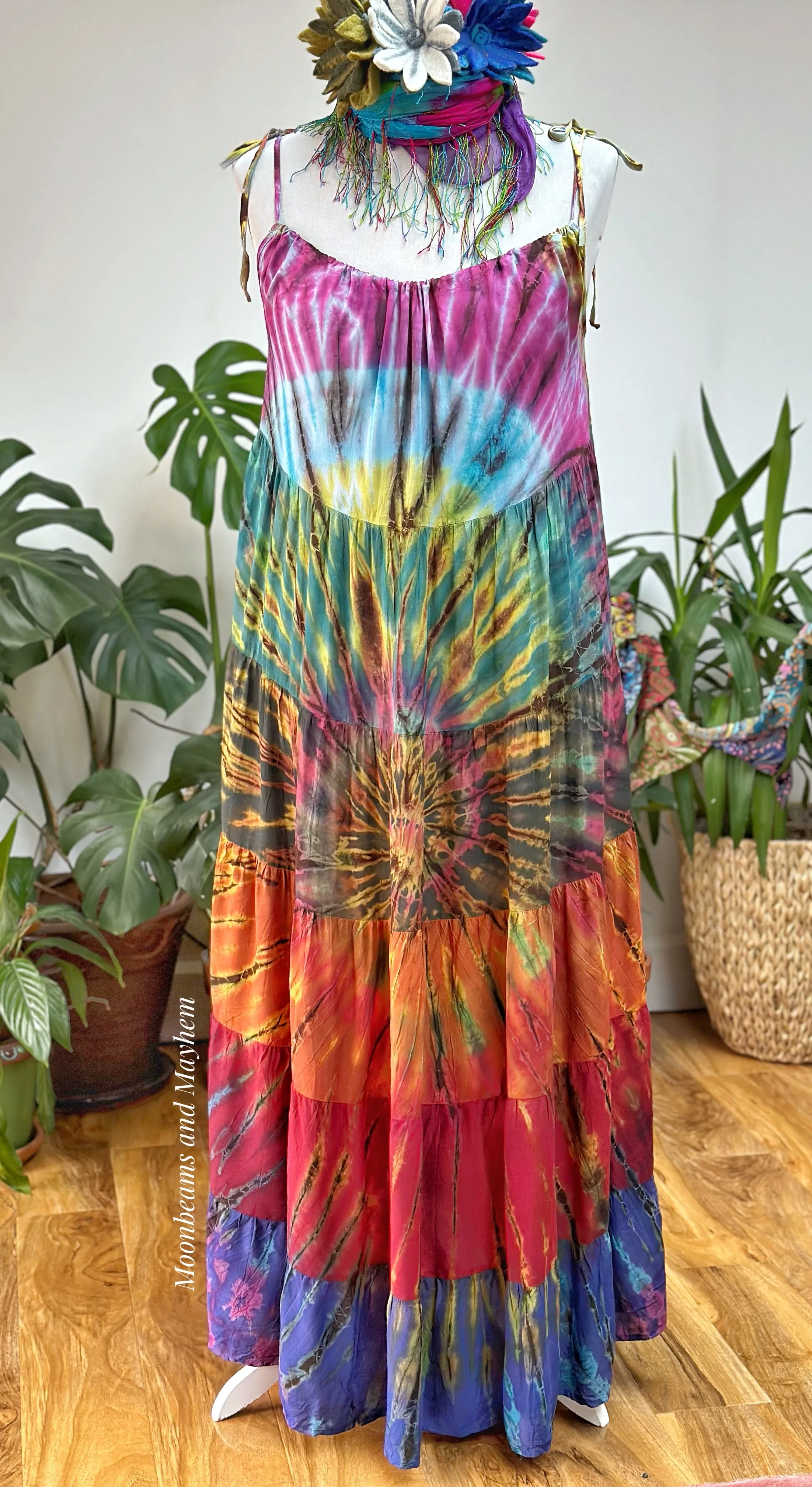 NEW MOON MAXI DRESS / REG - PLUS SIZE