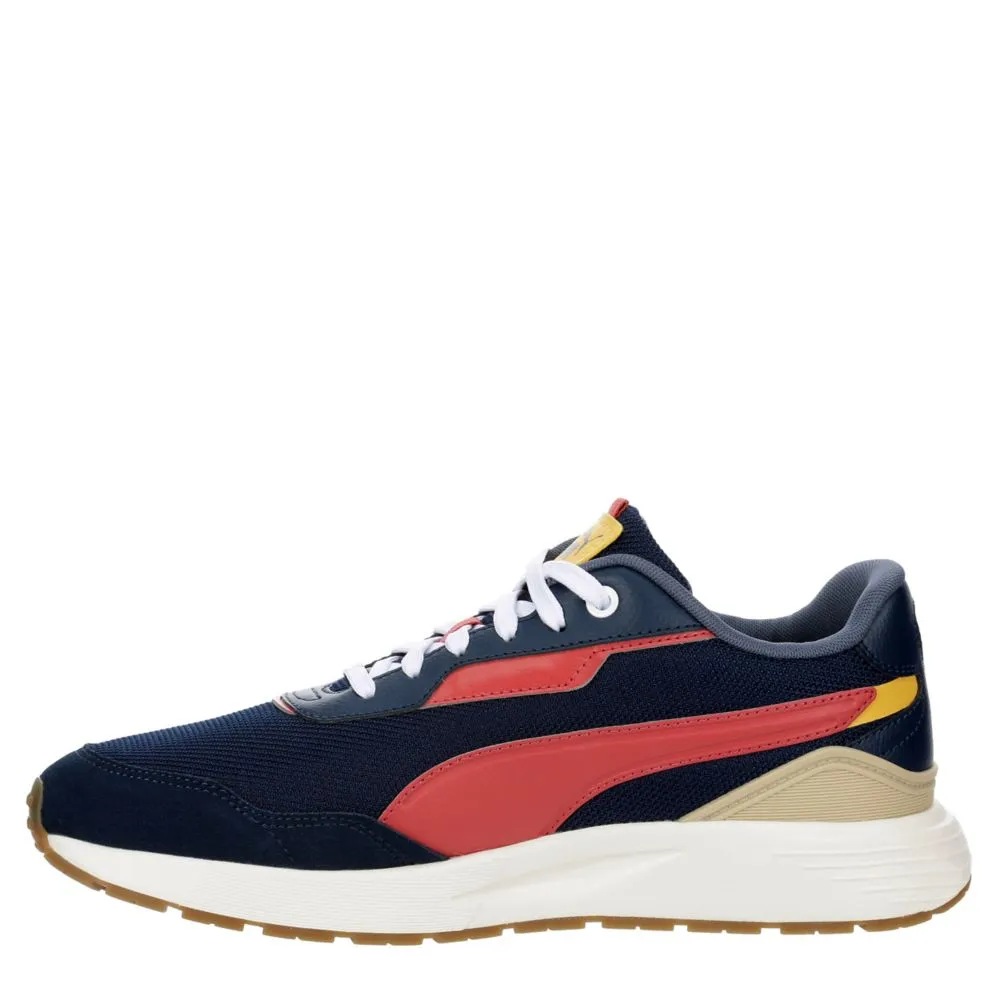 PUMA  MENS RUNTAMED PLUS SNEAKER