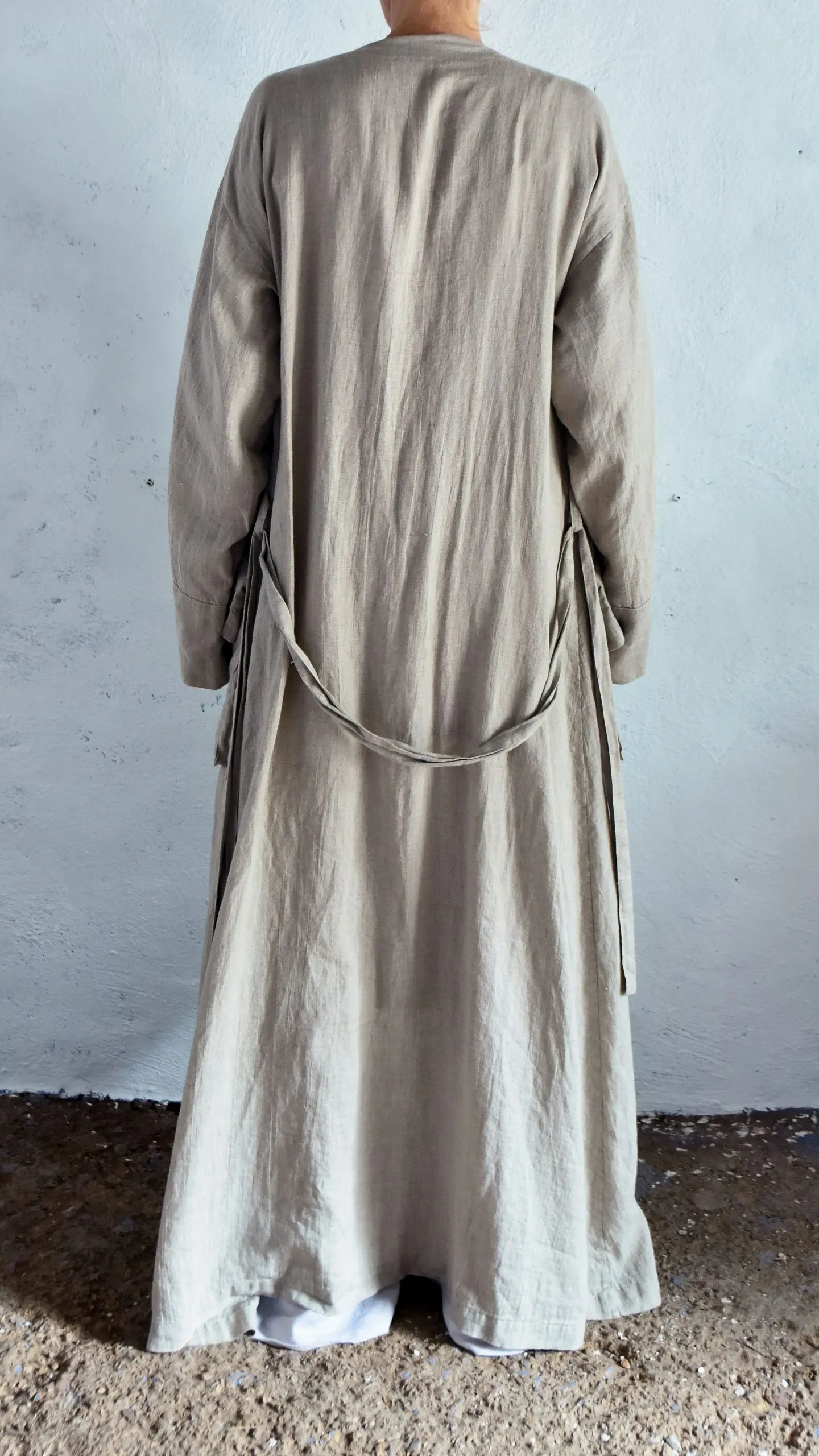 SWEEPING LONG COAT - C001